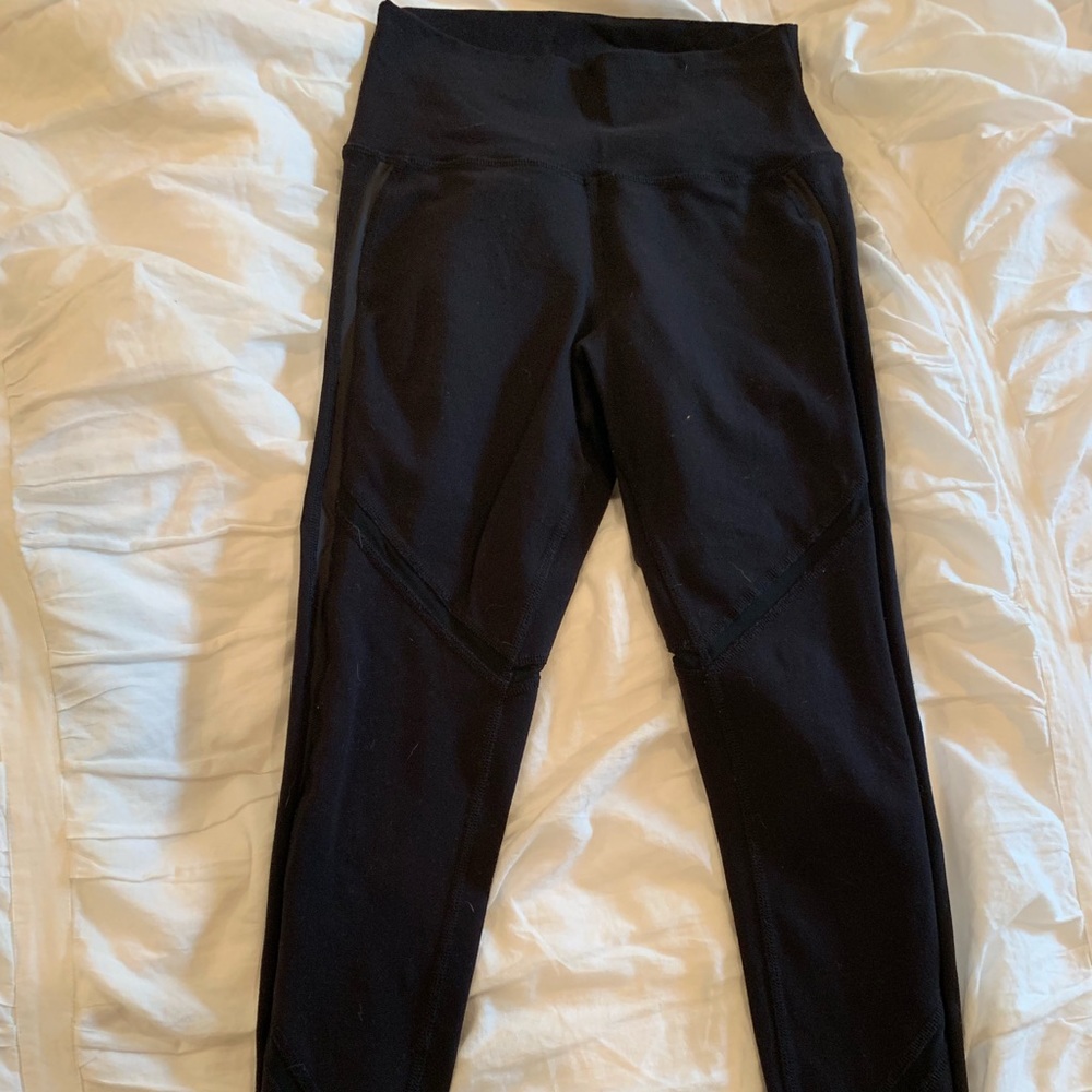ALO Yoga Leggings, size Small